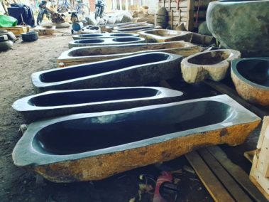 River Stone Bath Tube (2)